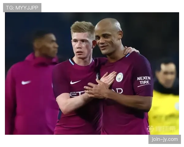 德布劳内高位压迫下的组织调度能力解析