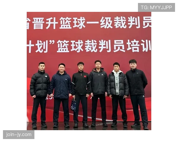 篮球非法掩护动作判定：裁判如何识别典型违规站位